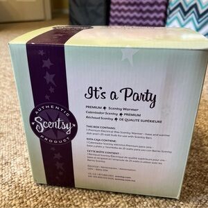 Scentsy “It's a Party” birthday cake Wax Warmer